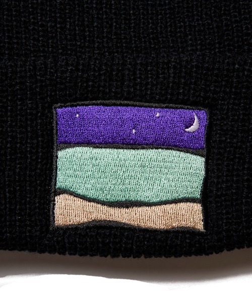 68&brothers（シックスティエイトアンドブラザーズ）の「xPRAN Acrylic Watch Cap w/Wappen（ニットキャップ/ビーニー・メンズ・ブラック/ロイヤルブルー・ONE SIZE）」の3枚目の写真