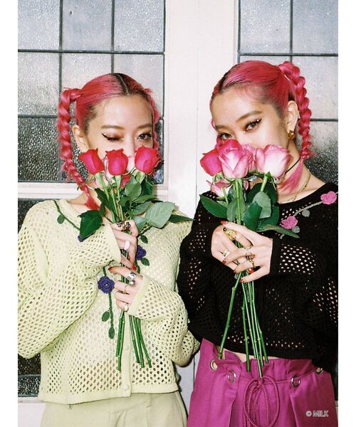 MILK（ミルク）の「MILK ローズニットカーディガン【コラボ】（カーディガン/ボレロ・レディース・ブラック/グリーン/アイボリー・MEDIUM）」の11枚目の写真