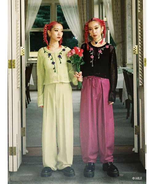 MILK（ミルク）の「MILK ローズニットカーディガン【コラボ】（カーディガン/ボレロ・レディース・ブラック/グリーン/アイボリー・MEDIUM）」の13枚目の写真