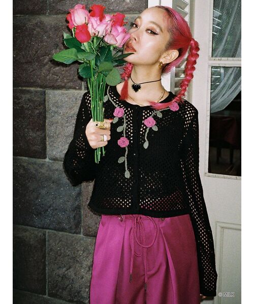 MILK（ミルク）の「MILK ローズニットカーディガン【コラボ】（カーディガン/ボレロ・レディース・ブラック/グリーン/アイボリー・MEDIUM）」の15枚目の写真
