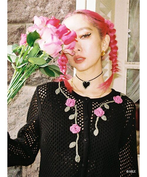 MILK（ミルク）の「MILK ローズニットカーディガン【コラボ】（カーディガン/ボレロ・レディース・ブラック/グリーン/アイボリー・MEDIUM）」の16枚目の写真