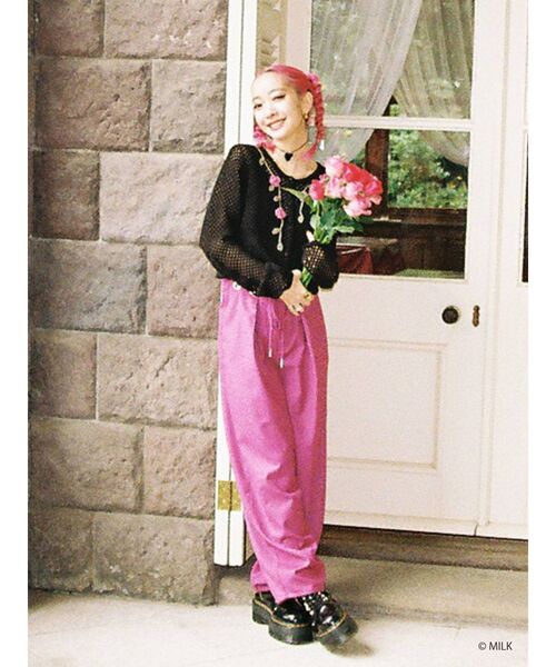 MILK（ミルク）の「MILK ローズニットカーディガン【コラボ】（カーディガン/ボレロ・レディース・ブラック/グリーン/アイボリー・MEDIUM）」の20枚目の写真