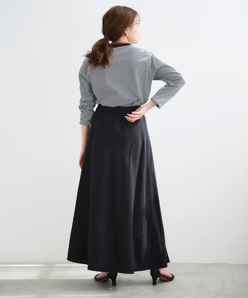 le.coeur blanc（ルクールブラン）の「麻ブレンドセミフレアスカート（スカート・レディース・ブラック/ベージュ・38/36）」の19枚目の写真