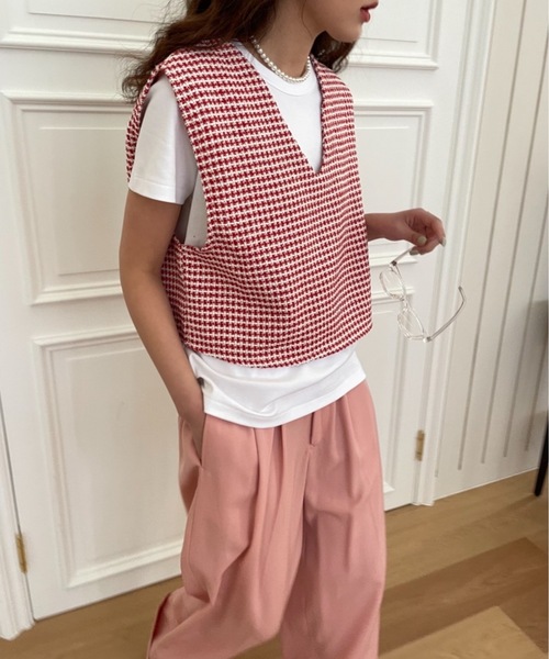 Didot.showroom（ディドット ショールーム）の「ツイードVネックショート丈ベスト（ベスト・レディース・ブラック/ブルー/レッド・FREE）」の6枚目の写真