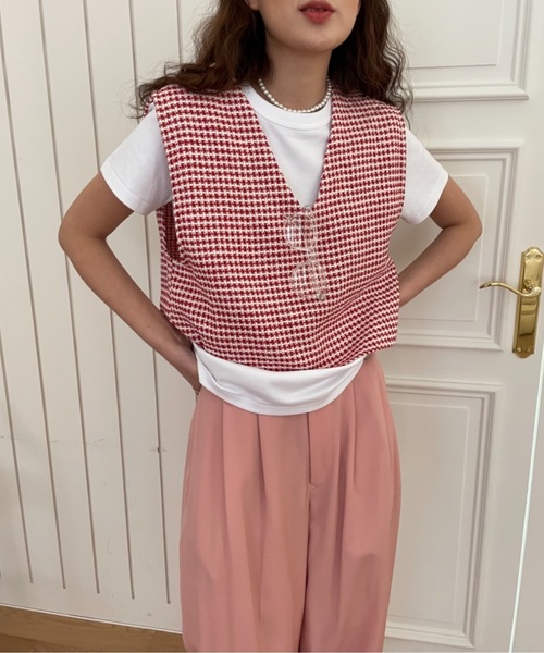 Didot.showroom（ディドット ショールーム）の「ツイードVネックショート丈ベスト（ベスト・レディース・ブラック/ブルー/レッド・FREE）」の4枚目の写真