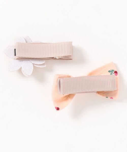petit main（プティマイン）の「お花リボンヘアクリップセット（バレッタ/ヘアクリップ・キッズ・アイボリー/ライトピンク/シルバー・FREE）」の4枚目の写真