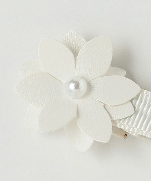 petit main（プティマイン）の「お花リボンヘアクリップセット（バレッタ/ヘアクリップ・キッズ・アイボリー/ライトピンク/シルバー・FREE）」の10枚目の写真