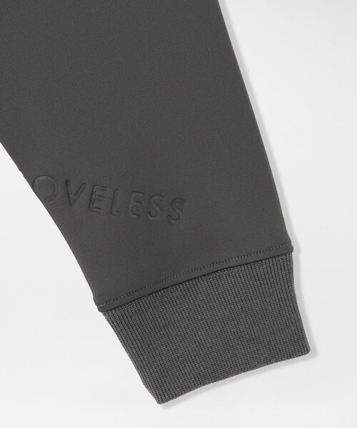 LOVELESS(ラブレス)の「ダンボール エンボスロゴ プルオーバー(その他トップス・メンズ・オフホワイト/ライトグレー/ブラック・S/L/M)」の6枚目の写真