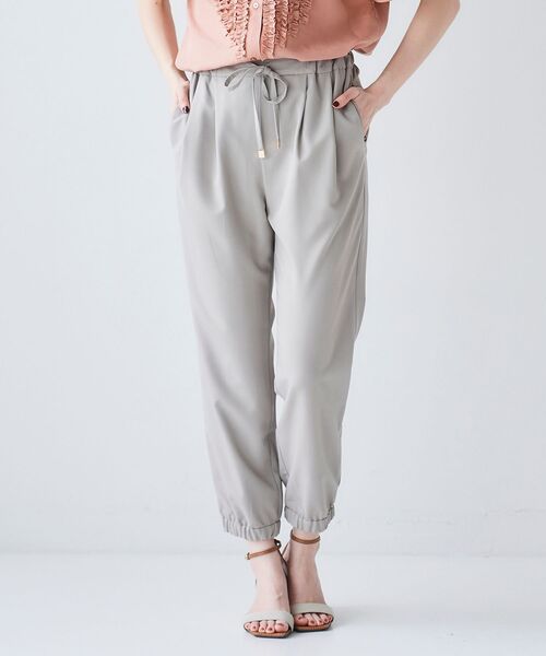 le.coeur blanc（ルクールブラン）の「イージージョガーパンツ（その他パンツ・レディース・ブラック/カーキオリーブ/グレイッシュベージュ・38/36）」の8枚目の写真