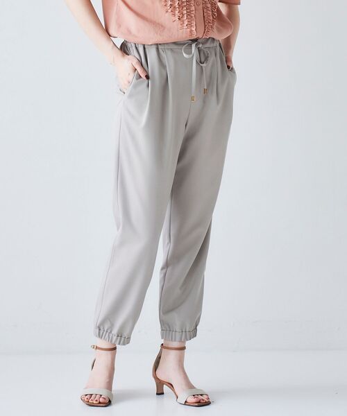 le.coeur blanc（ルクールブラン）の「イージージョガーパンツ（その他パンツ・レディース・ブラック/カーキオリーブ/グレイッシュベージュ・38/36）」の9枚目の写真