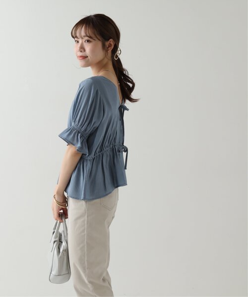 RAY CASSIN(レイカズン)の「ダブルリボンペプラムブラウス(シャツ/ブラウス・レディース・ブラウン/ブルー/キナリ・FREE)」の4枚目の写真