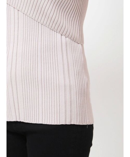 LAGUNAMOON（ラグナムーン）の「アシンメトリーショルダーニットプルオーバー（ニット/セーター・レディース・ブラック/ターコイズブルー/ベージュ・FREE）」の12枚目の写真