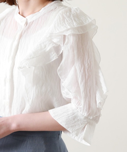 Cheek（チーク）の「楊柳袖フリルブラウス（シャツ/ブラウス・レディース・ネイビー/オフホワイト/サックスブルー・MEDIUM）」の10枚目の写真