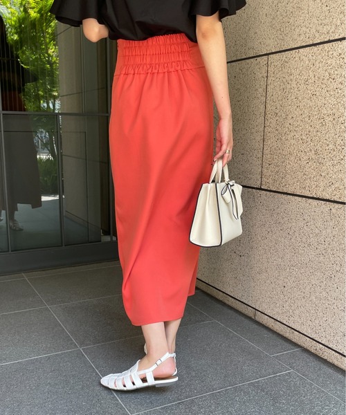 Meli rich(メリーリッチ)の「ジョーゼットフロントスリットナロースカート(スカート・レディース・ブラック/オレンジ/グリーン/アイボリー・MEDIUM)」の6枚目の写真