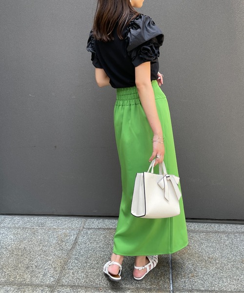 Meli rich(メリーリッチ)の「ジョーゼットフロントスリットナロースカート(スカート・レディース・ブラック/オレンジ/グリーン/アイボリー・MEDIUM)」の18枚目の写真