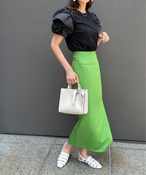 Meli rich(メリーリッチ)の「ジョーゼットフロントスリットナロースカート(スカート・レディース・ブラック/オレンジ/グリーン/アイボリー・MEDIUM)」の20枚目の写真