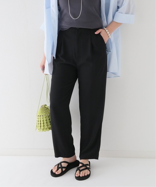 JOURNAL STANDARD relume(ジャーナルスタンダード レリューム)の「ジョーゼットテーパードパンツ(その他パンツ・レディース・ブラック/ベージュ/レッド・38/36)」の2枚目の写真
