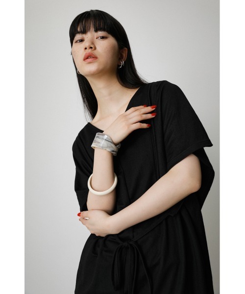 AZUL by moussy（アズールバイマウジー）の「WOOD×MARBLE BANGLE/ウッド×マーブルバングル（ブレスレット・レディース・ホワイト系その他/ブラウン系その他・FREE）」の6枚目の写真