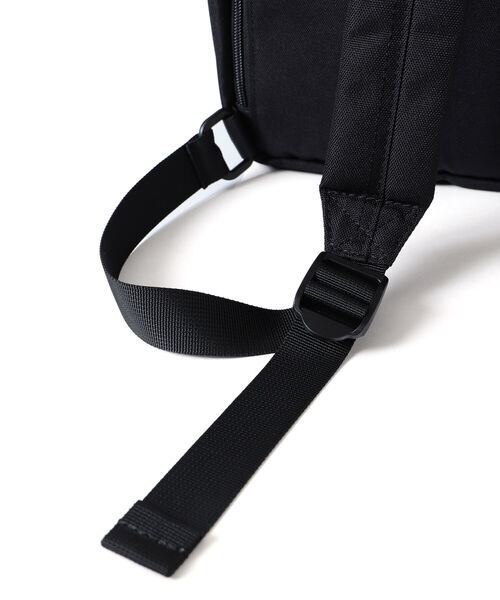 B:MING by BEAMS(ビーミングバイビームス)の「UNIVERSAL OVERALL x B:MING by BEAMS / 別注 デイパック(バックパック/リュック・メンズ・ブラック/オリーブ・FREE)」の14枚目の写真