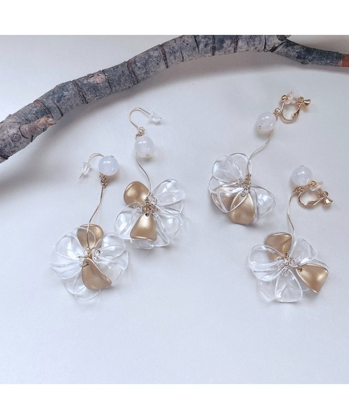 tone（トーン）の「【Agaro】No.93　天然石　大きめ　サージカルステンレス　樹脂　ピアス(MA)（ピアス（両耳用）・レディース・シルバー/ゴールド系その他/ベージュ/その他/その他1/その他2/ゴールド系1/その他4/その他3/その他5/その他6/その他7/その他8/その他9/その他10・FREE）」の4枚目の写真