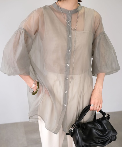 ＡＮＤＪ（アンドジェイ）の「オーガンジーボリューム袖ギャザーブラウス（シャツ/ブラウス・レディース・ブラック/ブラウン/グレー/グリーン/アイボリー・M）」の3枚目の写真