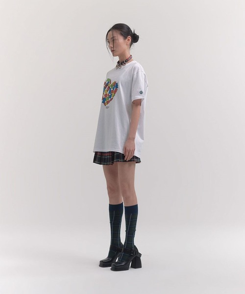 NICE GHOST CLUB(ナイスゴーストクラブ)の「【UNISEX】niceghostclub/HEART GUMMY T 2297825(Tシャツ/カットソー・レディース・ホワイト/ブラック・SMALL/MEDIUM/LARGE)」の4枚目の写真