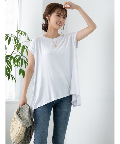 fifth(フィフス)の「とろみタッチイレギュラーヘムトップス(Tシャツ/カットソー・レディース・ホワイト/カーキ/ダークグレー・M)」の1枚目の写真