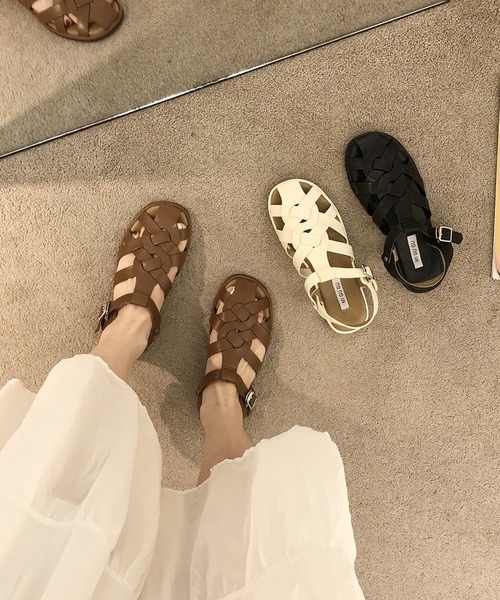 Doula Doula(ドゥーラドゥーラ)の「フラットグルカサンダル(サンダル・レディース・ブラック/ブラウン/オフホワイト・S/M)」の12枚目の写真