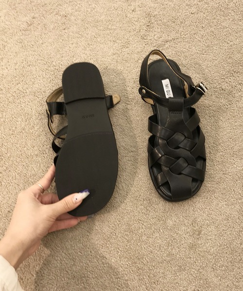 Doula Doula(ドゥーラドゥーラ)の「フラットグルカサンダル(サンダル・レディース・ブラック/ブラウン/オフホワイト・S/M)」の11枚目の写真