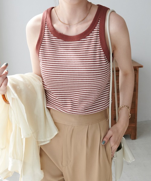 DISCOAT（ディスコート）の「カップ付リブボーダーアメスリタンクトップ（タンクトップ・レディース・ブラック/ブラウン/グリーン/ネイビー・FREE）」の22枚目の写真