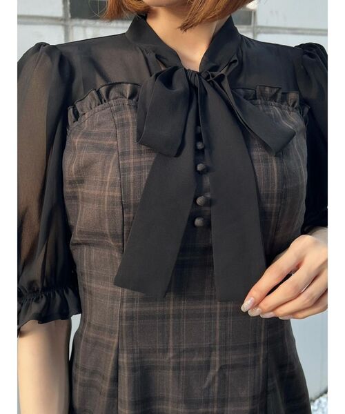 EATME(イートミー)の「ボウタイマーメイドワンピース(ワンピース・レディース・オフホワイト/ブラック/その他1・SMALL/MEDIUM)」の5枚目の写真