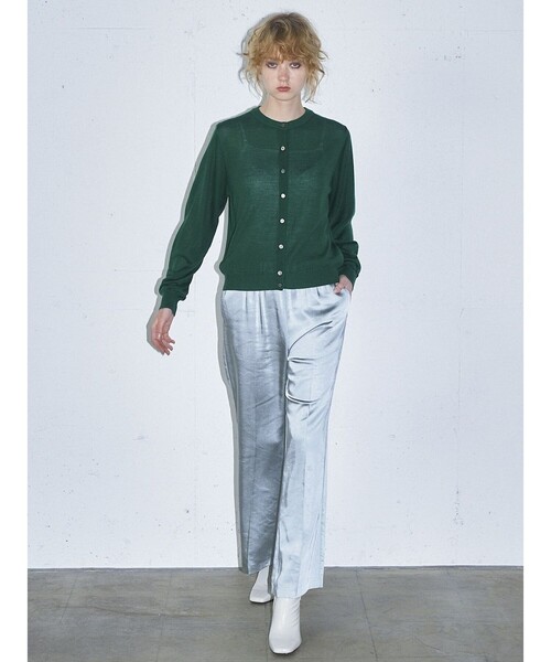 MIDIUMISOLID（ミディウミソリッド）の「MIDIUMISOLID for Ladies センタープレスサテンイージーパンツ（その他パンツ・レディース・グリーン/ブルー/ベージュ・38/36）」の8枚目の写真