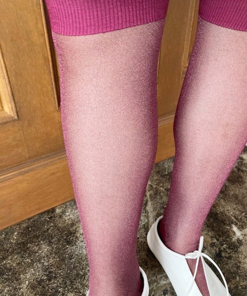 Kiwanda（キワンダ）の「【KiwandaKiwanda】PLUMAGE STANDARD KNEE HI（ソックス/靴下・レディース・ボルドー・FREE）」の3枚目の写真