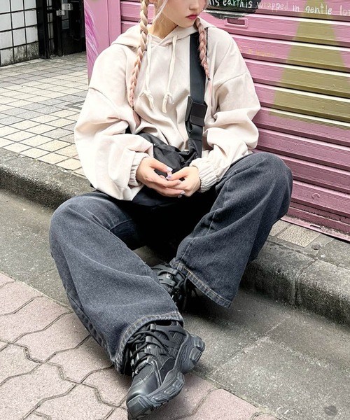 Figments（フィグメンツ）の「ルーズデニムパンツ（デニムパンツ・レディース・ブラック/ライトインディゴブルー・SMALL/MEDIUM/LARGE）」の13枚目の写真