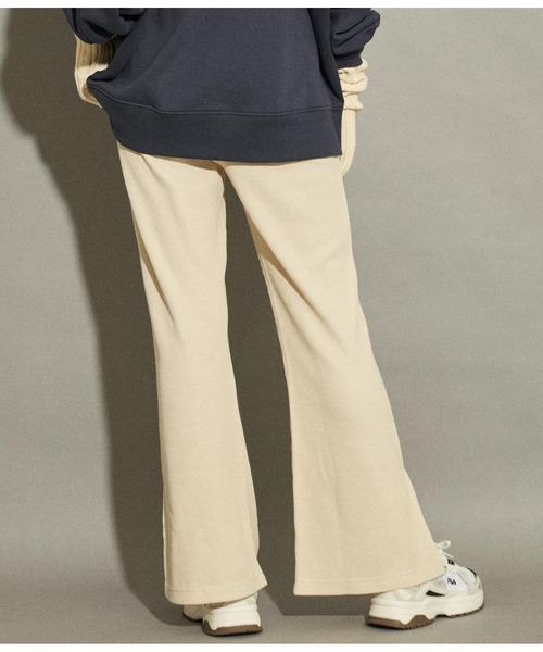 ANAP(アナップ)の「ワッフルスリットセミフレアパンツ(その他パンツ・レディース・イエロー×グリーン/ブラウン/アイボリー/ブラック・FREE)」の7枚目の写真