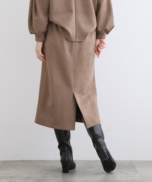 INDIVI（インディヴィ）の「【SETUP可能】スエードライク ストレートスカート（スカート・レディース・ナチュラル/ライトパープル/キャメル・03/13/15 /36/38/40/17/19/12/05）」の21枚目の写真