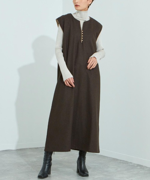 Settimissimo（セッティミッシモ）の「キーネックパイピングワンピース（ワンピース・レディース・ブラウン/ベージュ・M）」の2枚目の写真