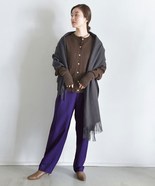 IENA（イエナ）の「CROSA クルーネックカーディガン（ニット/セーター・レディース・ベージュ/ブラウン・FREE）」の7枚目の写真