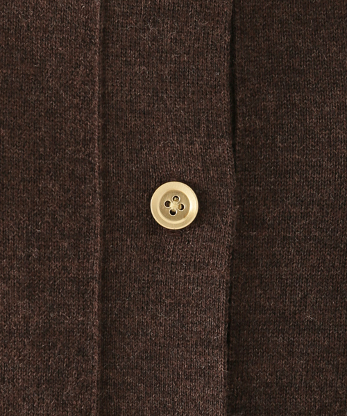 IENA（イエナ）の「CROSA クルーネックカーディガン（ニット/セーター・レディース・ベージュ/ブラウン・FREE）」の19枚目の写真