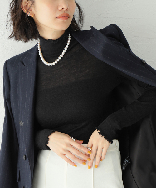 VERMEIL par iena(ヴェルメイユパーイエナ)の「【TOQUE/トック】針抜き スムス ハイネックプルオーバー(Tシャツ/カットソー・レディース・ブラック・FREE)」の17枚目の写真