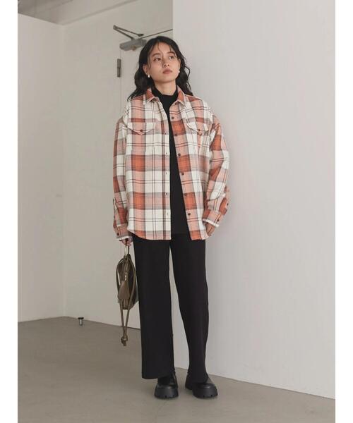 AMERICAN HOLIC（アメリカンホリック）の「【SET】ニットプルオーバー+ニットパンツ（ニット/セーター・レディース・ブラック/ライトベージュ・M/L）」の8枚目の写真