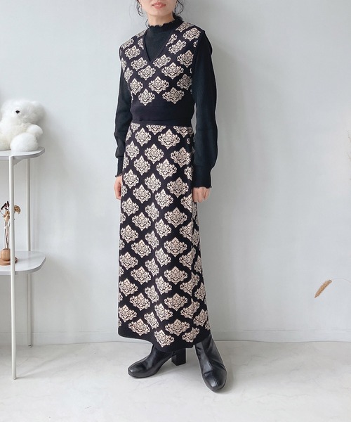 AS KNOW AS plus（アズノゥアズプラス）の「♪ダマスク柄ニットスカート（スカート・レディース・ブラック/チャコールグレー/イエロー・FREE）」の10枚目の写真