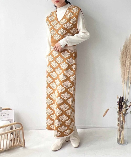 AS KNOW AS plus（アズノゥアズプラス）の「♪ダマスク柄ニットスカート（スカート・レディース・ブラック/チャコールグレー/イエロー・FREE）」の16枚目の写真