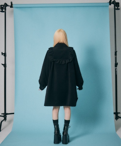 axes femme(アクシーズファム)の「ラウンドフリルコート(その他アウター・レディース・ブラック・1/0)」の13枚目の写真