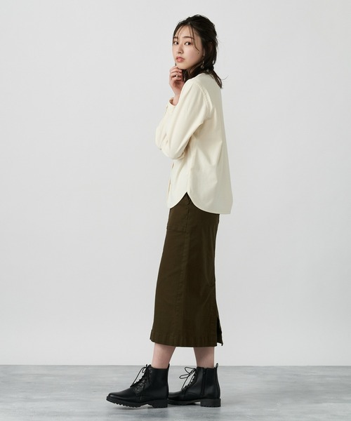 Pitta Re:)（ピッタリ）の「ショートラウンドテール スタンドカラー 長袖コーデュロイシャツ（シャツ/ブラウス・レディース・アイボリー/カーキオリーブ/ダークオレンジ・M/L/LL）」の7枚目の写真