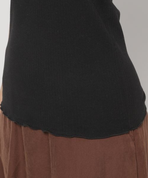 mysty woman（ミスティウーマン）の「カップツキインナーキャミ　183867（キャミソール・レディース・オフホワイト/ブラック/ライトベージュ・FREE）」の18枚目の写真