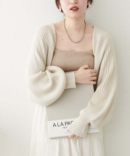 natural couture（ナチュラルクチュール）の「ショートボレロカーディガン（カーディガン/ボレロ・レディース・ライトベージュ/ベージュ/ブラック・FREE）」の15枚目の写真