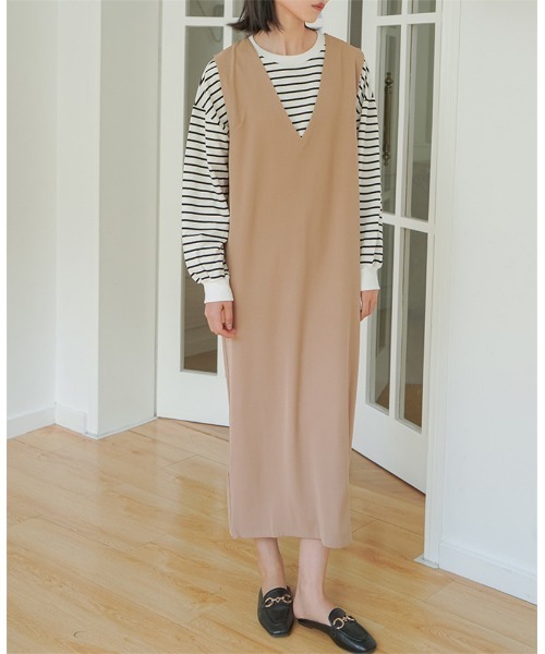 おしゃれスタ（オシャレスタ）の「大人シンプルノースリーブⅤネックロングワンピース（ワンピース・レディース・ベージュ/グレー/ブラック・M/L）」の5枚目の写真