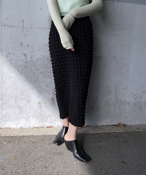 y/m by RIKA（イムバイリカ）の「ポコポコストレートスカート（スカート・レディース・ブラック/アイボリー・FREE）」の6枚目の写真