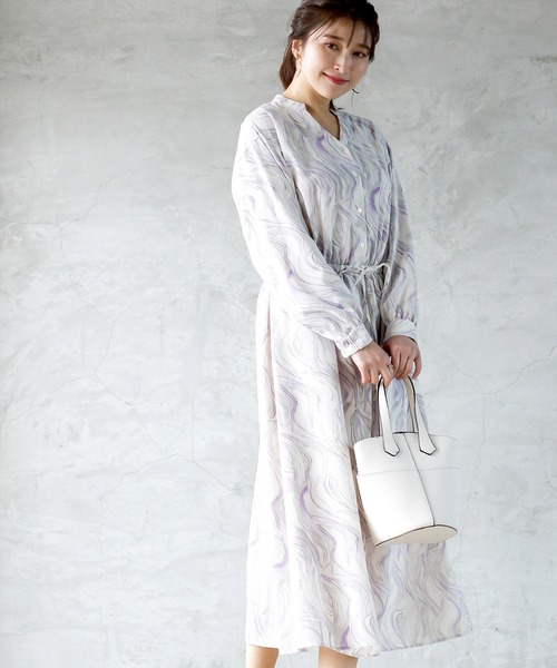 Emilyan（エミリアン）の「【手洗いできる♪】ウエストシャーリングリボン・マーブルプリントワンピース（ワンピース・レディース・ライトブルー/ライトイエロー/ライトパープル・9号）」の3枚目の写真